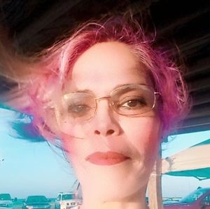 Meet your Posher, Donna jm